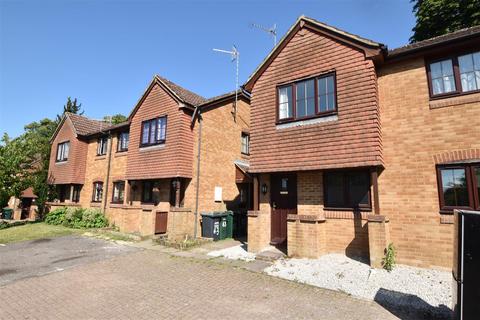 Tylersfield, Abbots Langley 1 bed maisonette for sale