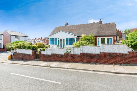 Hillside Close, Blackpool FY3 2 bed bungalow for sale