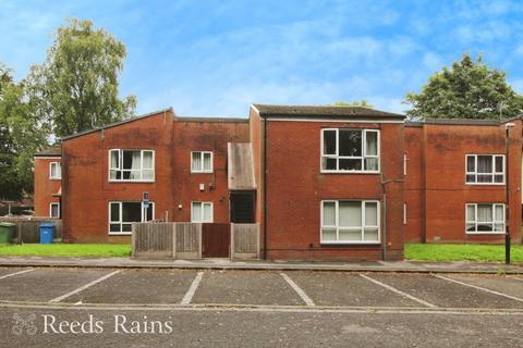 Browns Hey, Lancashire PR7 2 bed apartment for sale