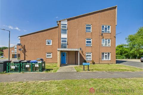 Mallows Green, Harlow CM19 1 bed apartment for sale