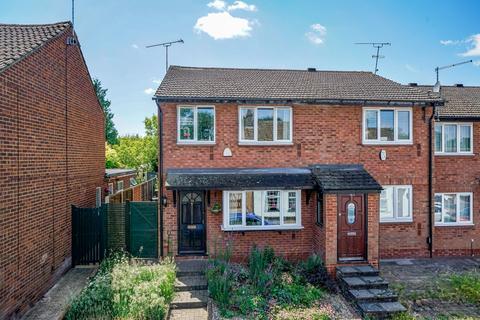 Summer Street, Slip End, LU1 3 bed end of terrace house for sale
