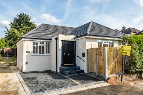 Sundale Avenue, South Croydon, CR2 2 bed bungalow for sale
