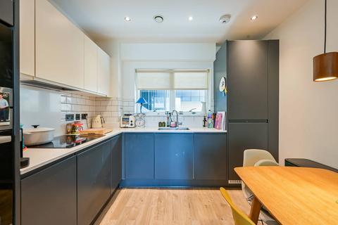 Ardens Building, London E3 1 bed flat for sale