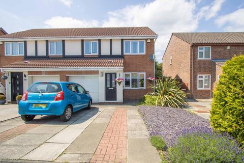Bridgemere Drive, Framwellgate Moor... 3 bed semi