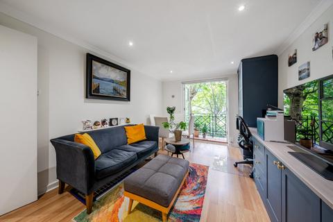 Brompton Park Crescent, London, SW6 1 bed flat for sale