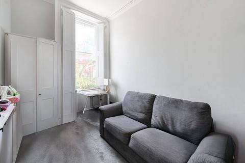 Queens Gate, South Kensington... Studio for sale