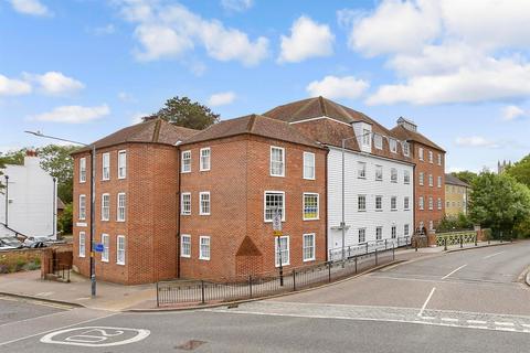 Deans Mill Court, Canterbury CT1 1 bed flat for sale