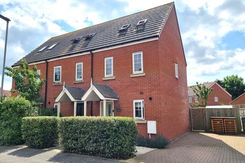 Framlingham, Suffolk 3 bed end of terrace house for sale