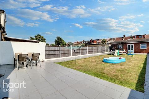 Wellesley Road, Ilford 6 bed terraced house for sale