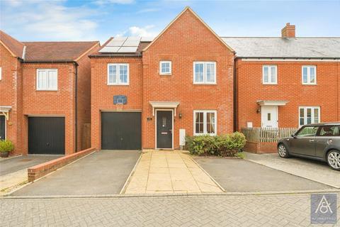 Lace Lane, Buckinghamshire MK18 4 bed detached house for sale