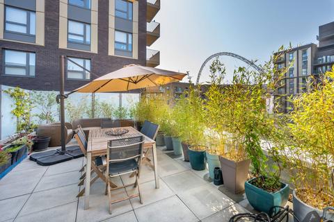 Empire Way, Wembley Park, Wembley, HA9 3 bed flat for sale