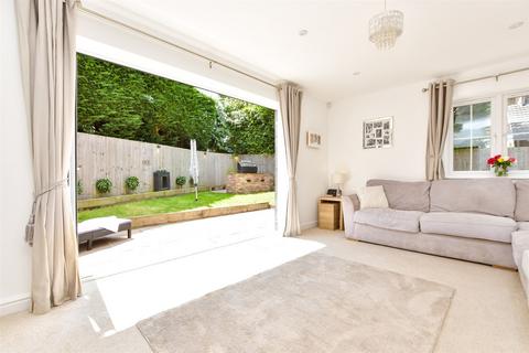 Sandy Lane, Crawley Down, West Sussex 3 bed semi