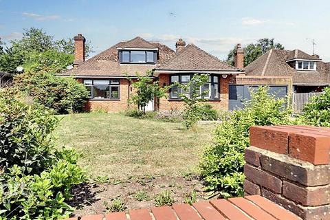 Ashcroft Road, Luton 3 bed chalet for sale