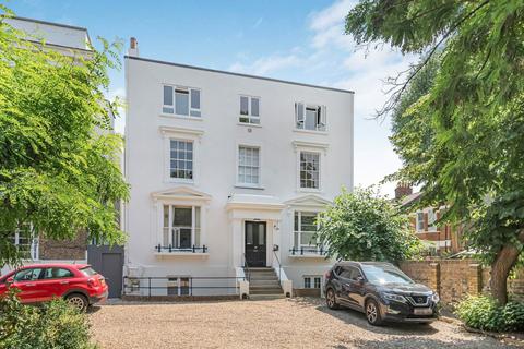 Larkhall Rise, London SW4 1 bed flat for sale