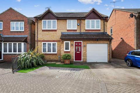Worcester Park, Greenhithe 4 bed detached house for sale