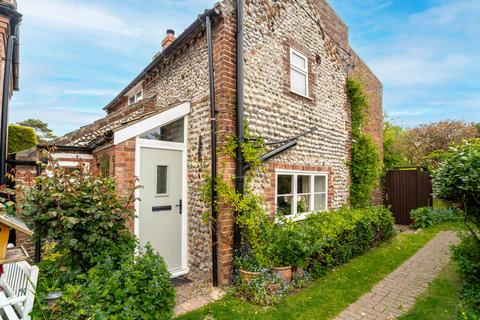 A hidden whimsical gem in the Norfolk... 2 bed detached house for sale