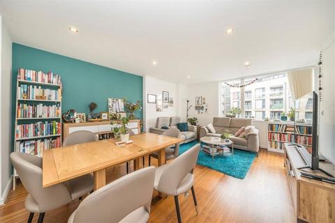 Boundary Lane, London SE17 2 bed flat for sale