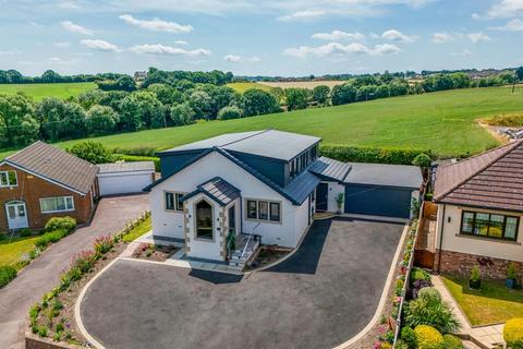 Blacker Lane, Wakefield WF4 5 bed detached house for sale