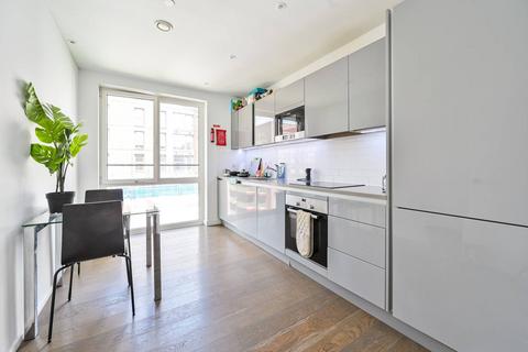 Heygate Street, Elephant and Castle... 2 bed flat for sale