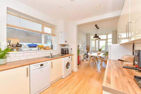 Jubilee Road, Southsea PO4 3 bed terraced house for sale