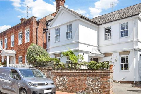 South Street, Ditchling, East Sussex 2 bed semi