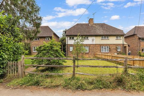 London Road, Hassocks, West Sussex... 3 bed semi