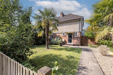 Broomfield Road, Welwyn 3 bed semi