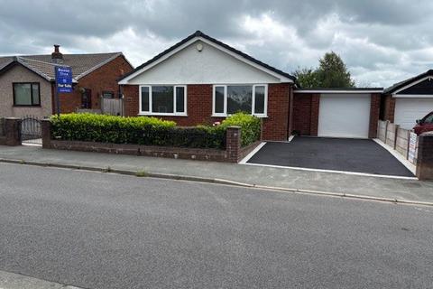 Lincroft Road, Hindley Green, Wigan, WN2 2 bed detached bungalow for sale