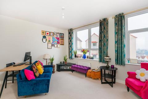 Bathwell Road, Totterdown 1 bed flat for sale