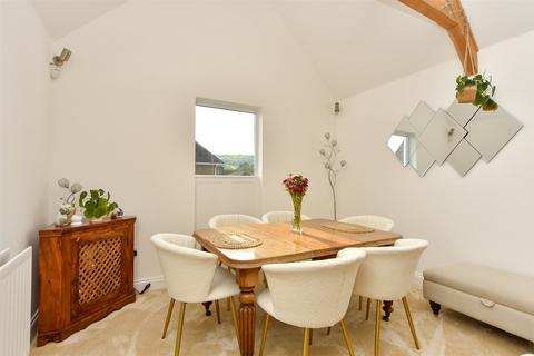 High Street, Wouldham, Rochester, Kent 4 bed detached house for sale