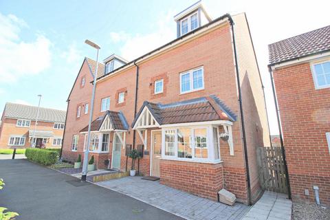 Woodward Road, Spennymoor 4 bed semi