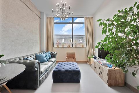 Bentley Road, De Beauvoir, N1 1 bed flat for sale