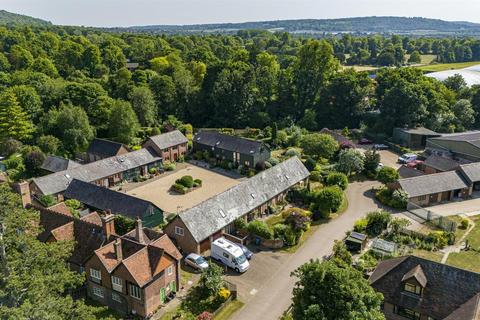 The Leys, Halton Village HP22 1 bed terraced house for sale