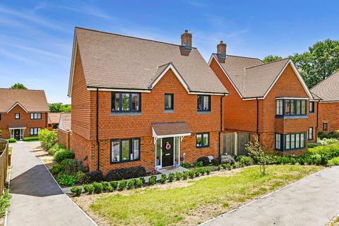 Wellingtonia Close, Willesborough... 4 bed detached house for sale