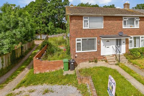 Bathurst Road, Staplehurst TN12 2 bed end of terrace house for sale