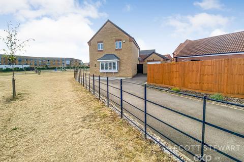 Dandelion Drive, Peterborough PE7 3 bed detached house for sale