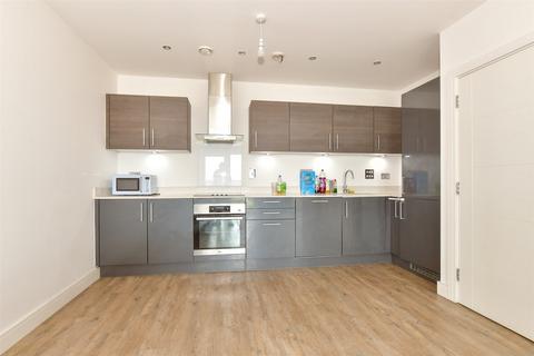 Peninsula Quay, Gillingham ME7 2 bed apartment for sale