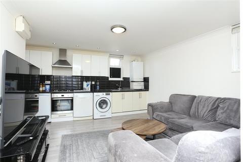 Faversham Road, Catford, London, SE6 2 bed flat for sale