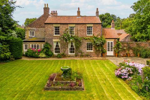 The Old Vicarage, Topcliffe, Thirsk... 6 bed detached house for sale