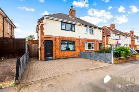 2 bedroom semi-detached house for sale