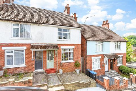 Beechwood Gardens, Caterham CR3 2 bed semi