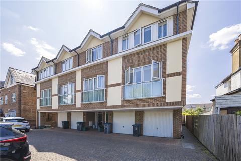 Kingston Road, New Malden, KT3 3 bed end of terrace house for sale