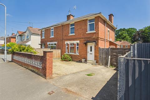 Coventry Avenue, Worcester... 3 bed semi