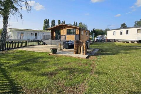 Moorhen Island, Billing Aquadrome... 2 bed property for sale