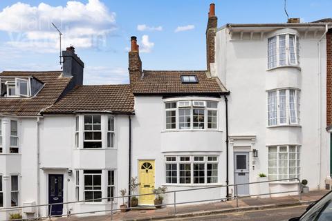 Crown Street, Brighton, East Sussex, BN1 3 bed terraced house for sale