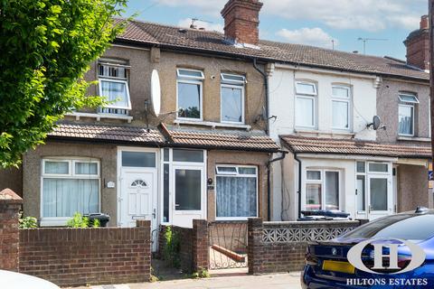 Clarence Street, Southall 2 bed terraced house for sale