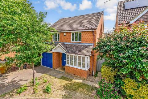 Hertsfield Avenue, Rochester ME2 3 bed detached house for sale