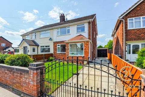 Rutland Avenue, Halewood, L26 3 bed semi
