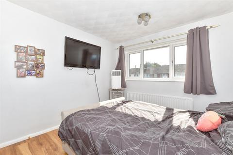 Western Road, Havant, Hampshire 3 bed terraced house for sale