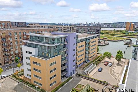 Latitude Court, London, E16 2 bed apartment for sale